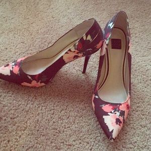 White House Black Market heels